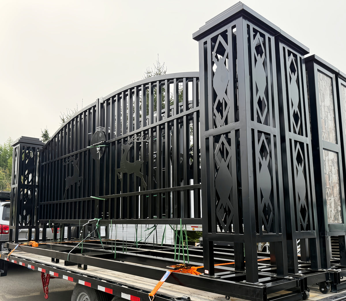 20ft Wrought Steel Garden Driveway Gate with Ornamental Post - D