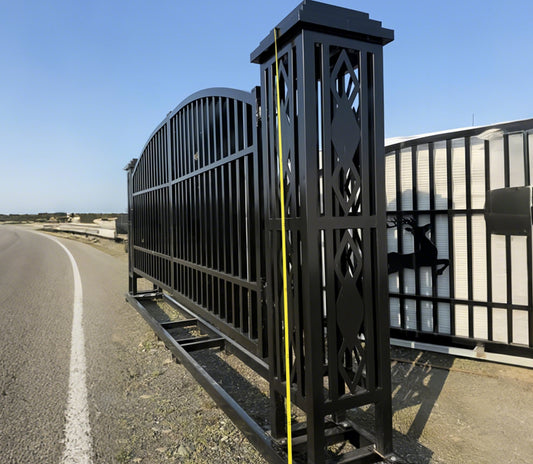 20ft Wrought Steel Garden Driveway Gate with Ornamental Post - D