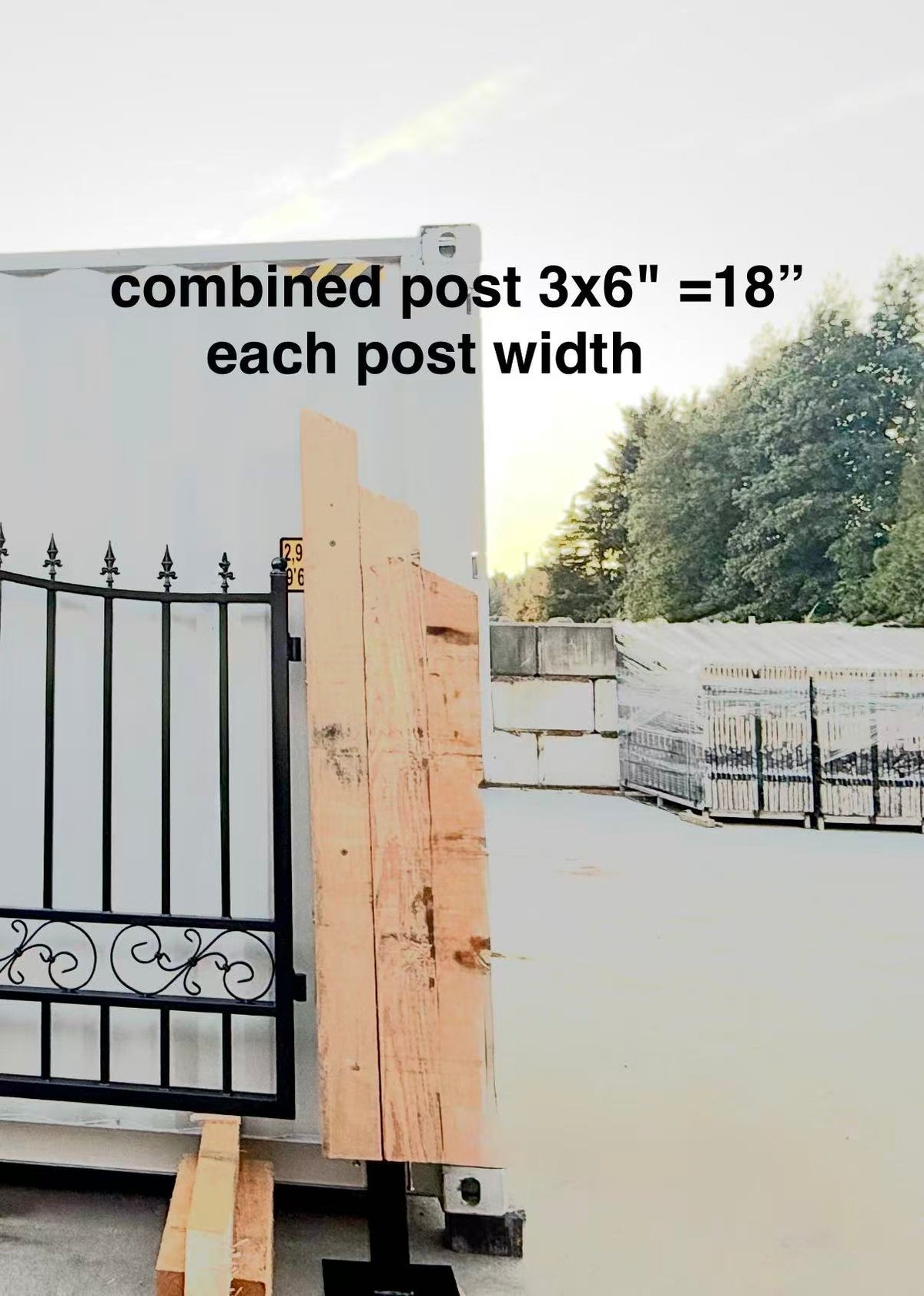 Triple Timber Posts Metal Driveway Gate – Deer Mountain